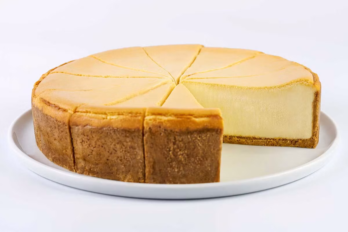 10-Inch Low-Licious Cheesecake - The Cheesecake Factory Menu Prices 2026